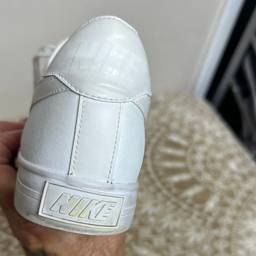 Nike White Athletic Shoes Classic Design - Picture 2 of 15